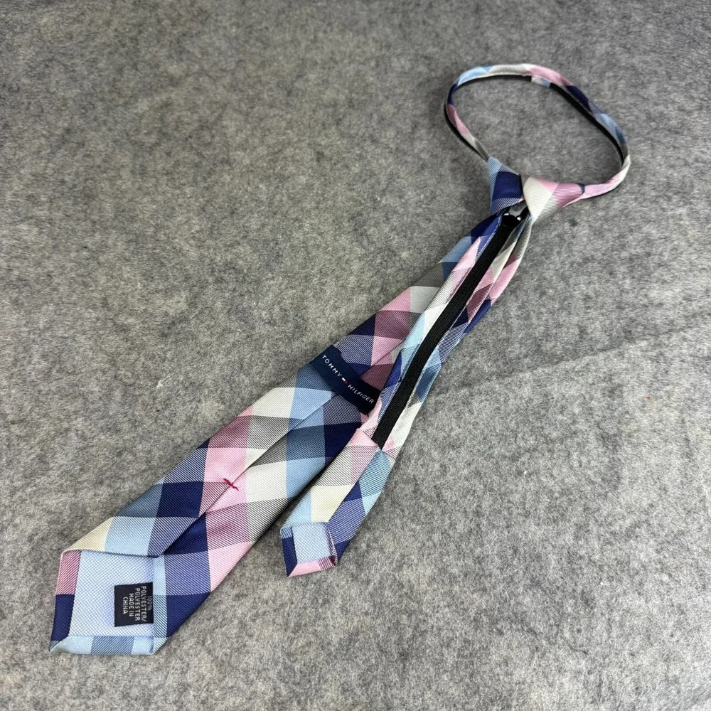 Tommy Hilfiger Big Boys All-Over Buffalo Grid Zipper Tie‎ Pink Blue Check Plaid